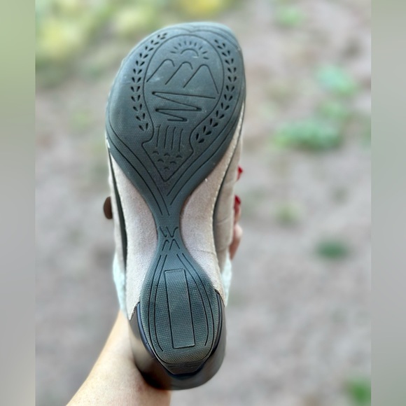 Rialto Women’s Mule Slides - 7 - Picture 5 of 7